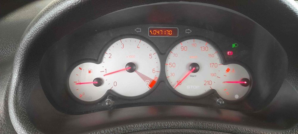 پژو-206 صندوقدار-1394