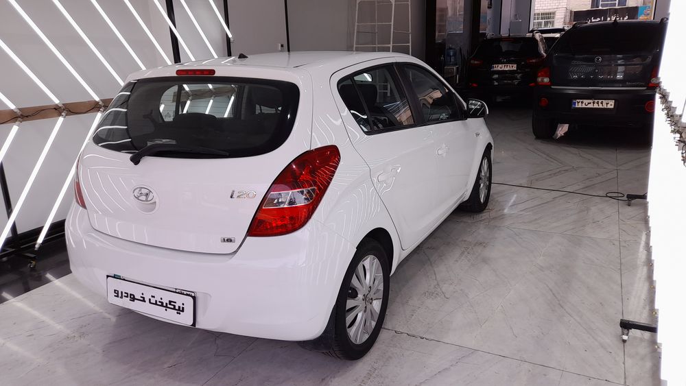 هیوندای-i20-2012