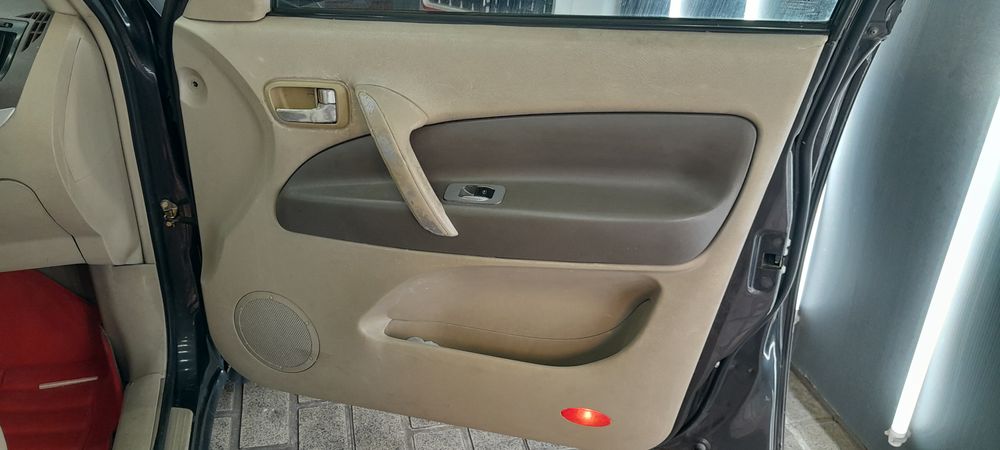 ام وی ام-X33-1392