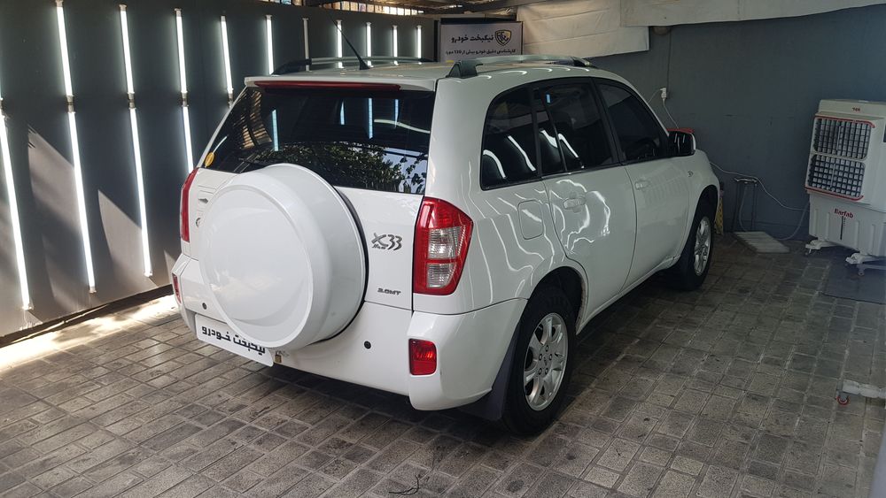 ام وی ام-X33-1394