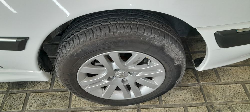 پژو-پارس XU7 P-1401