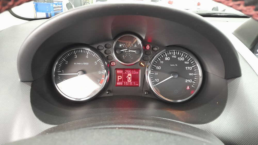 پژو-207 صندوقدار-1397