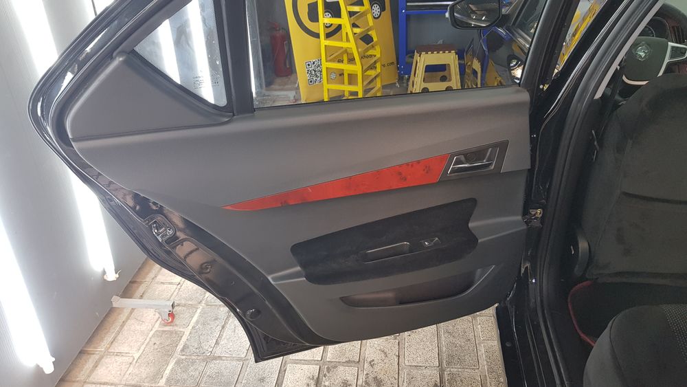 دنا-پلاس توربو6دنده-1401