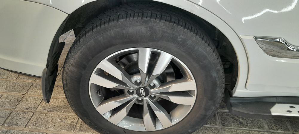 ام وی ام-X33-1396