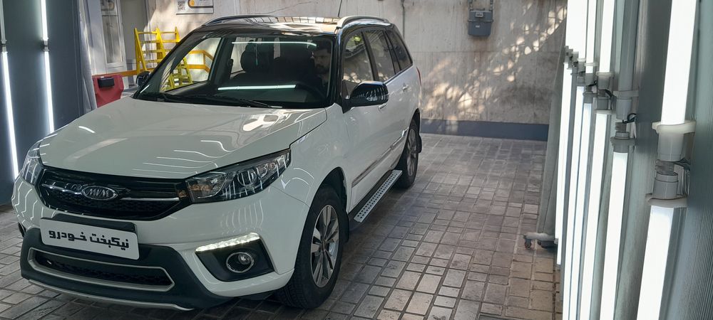 ام وی ام-X33-1396