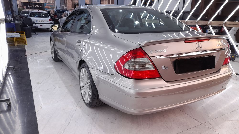 بنز-E-2010