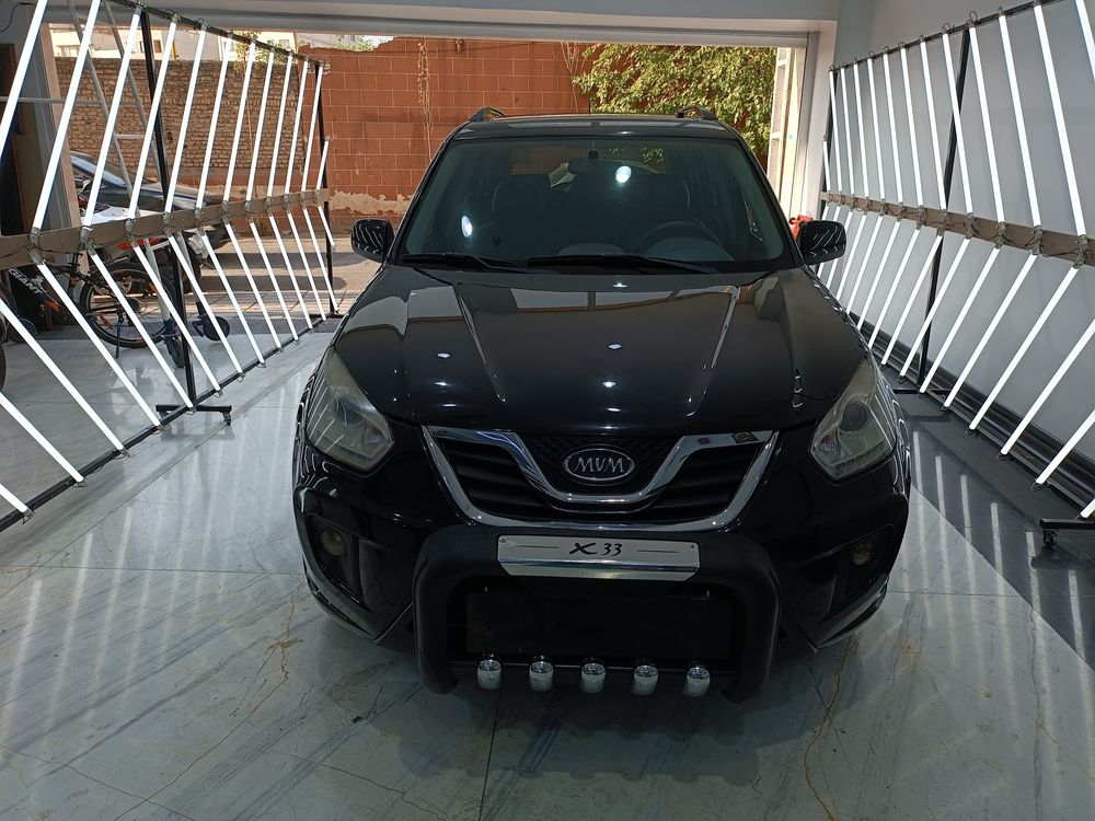 ام وی ام-X33-1394