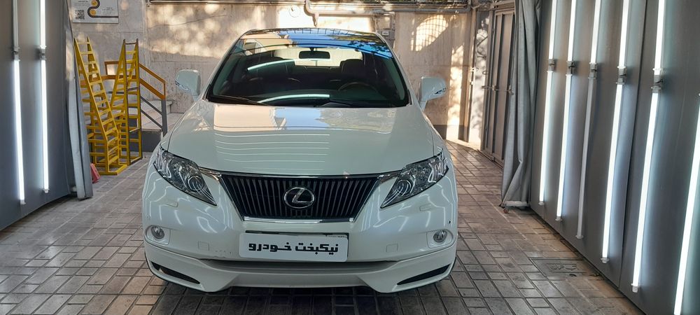 لکسوس-RX-2012