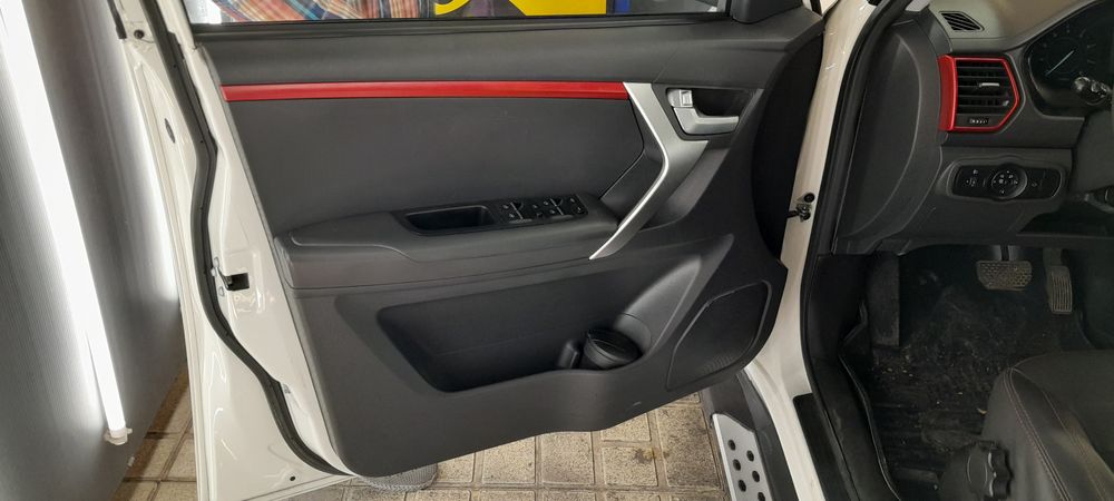ام وی ام-X33-1397