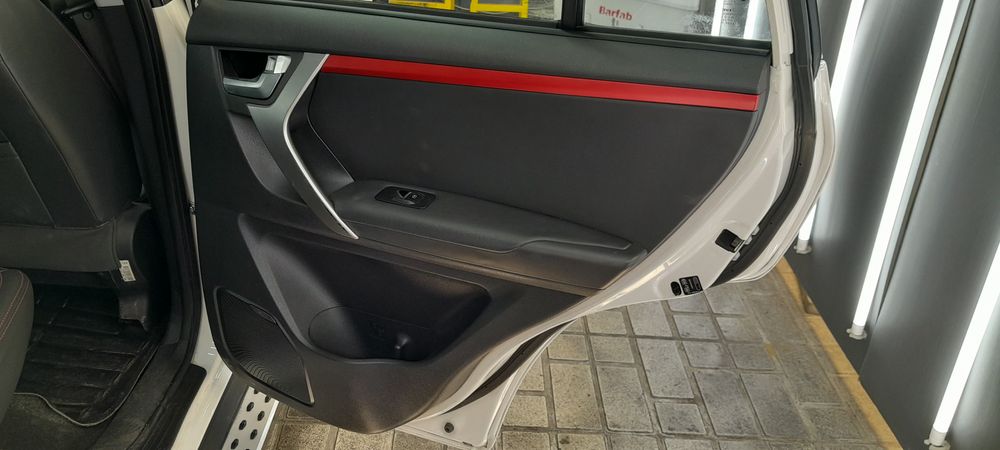 ام وی ام-X33-1397
