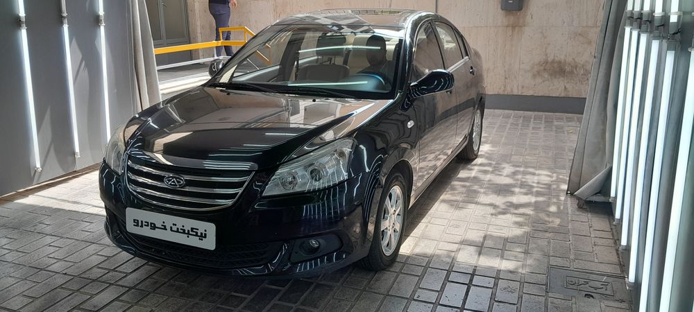 ام وی ام-550-1394