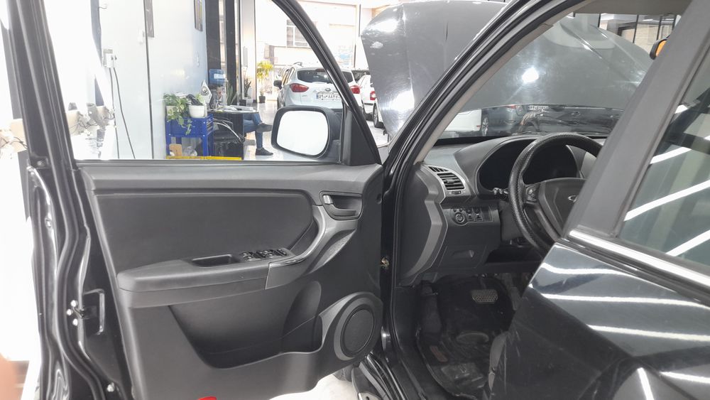 ام وی ام-X33-1393