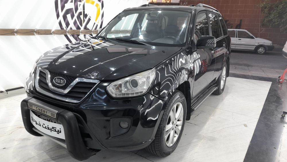 ام وی ام-X33-1393