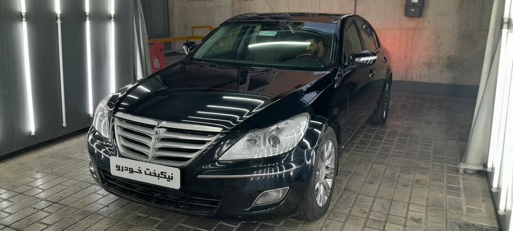 هیوندای-جنسیس-2011
