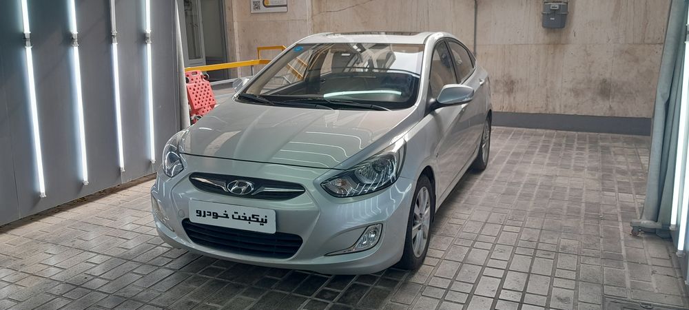 هیوندای-اکسنت-2013