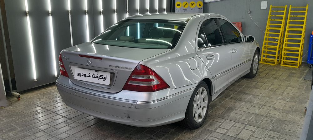 بنز-C-2005