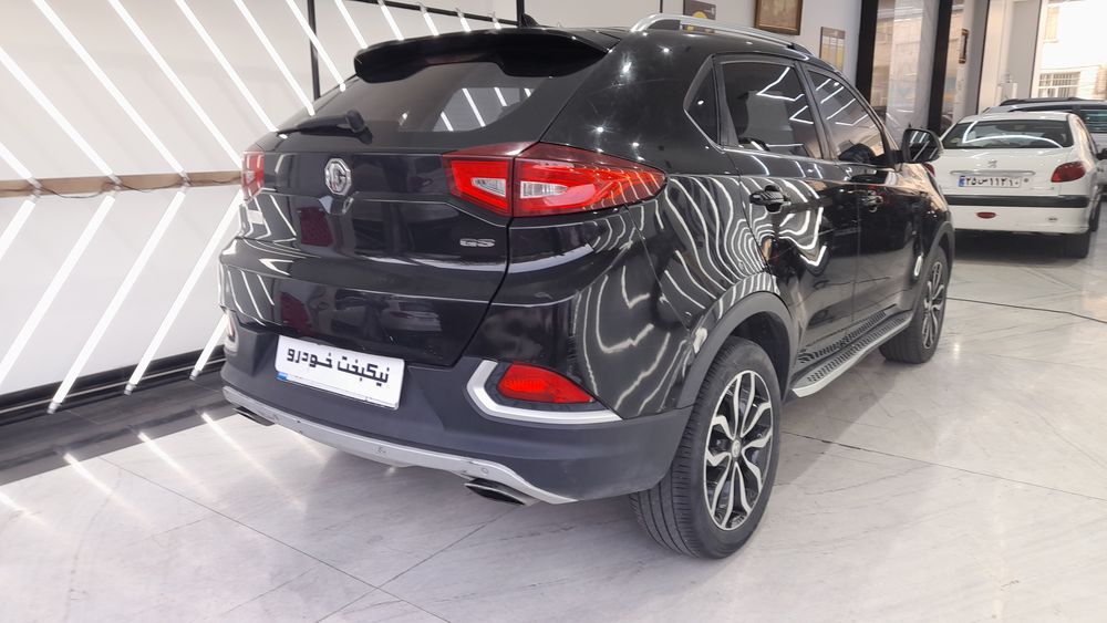 ام جی-GS-2016