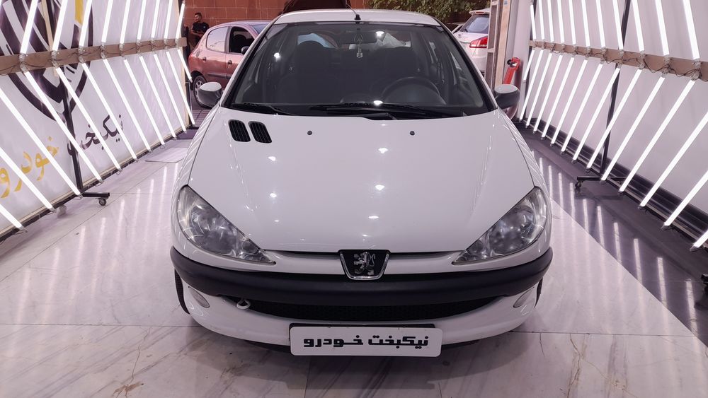 پژو-206 صندوقدار-1398