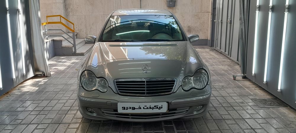 بنز-C-2005