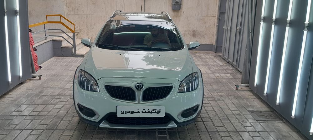برلیانس-H320 کراس-1396