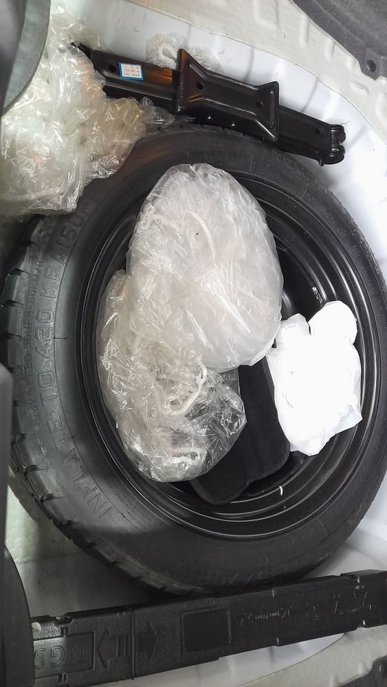 ام وی ام-x22-1401