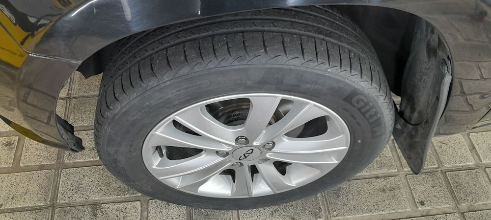 ام وی ام-X33-1395