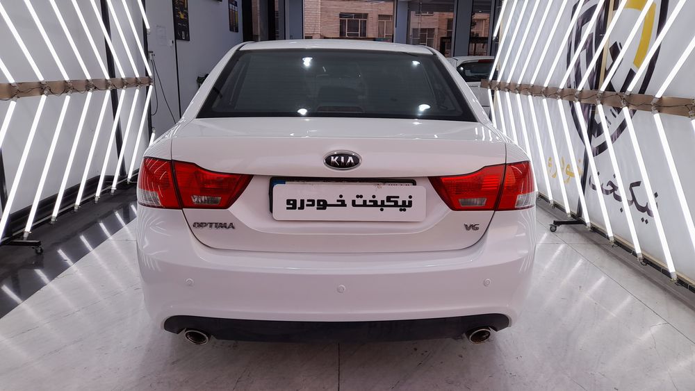 کیا-اپتیما-2010