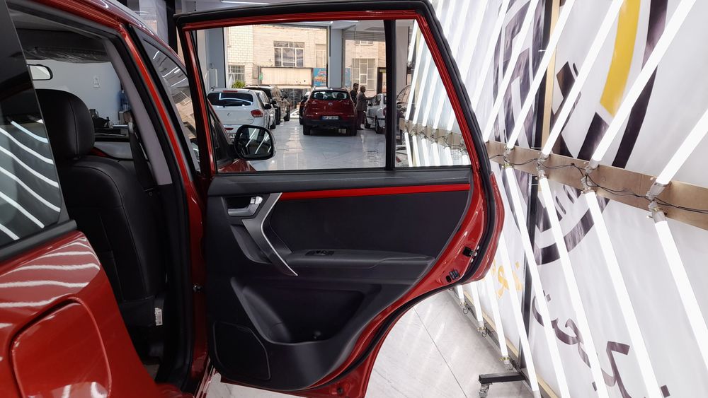 ام وی ام-X33-1396