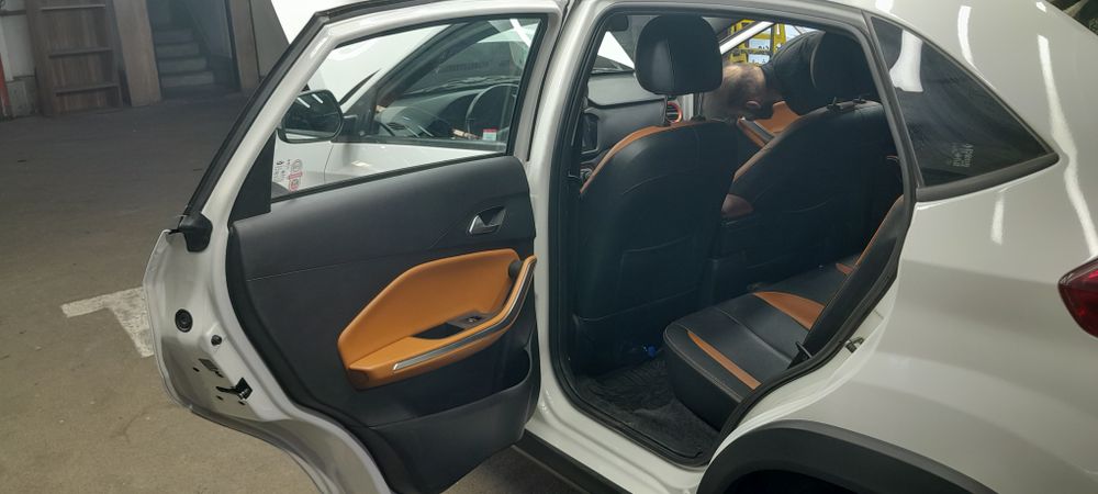 ام وی ام-x22-1398