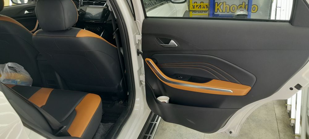 ام وی ام-x22-1402