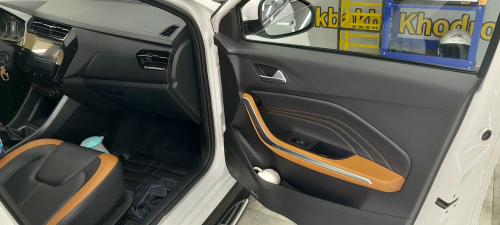 ام وی ام-x22-1402