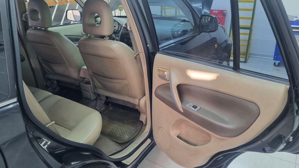 ام وی ام-X33-1390