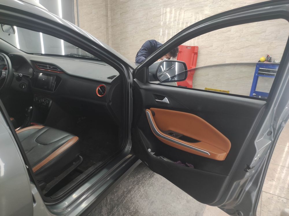 ام وی ام-x22-1396