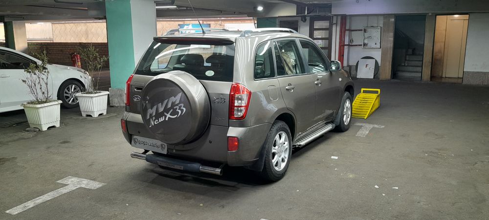 ام وی ام-X33-1394