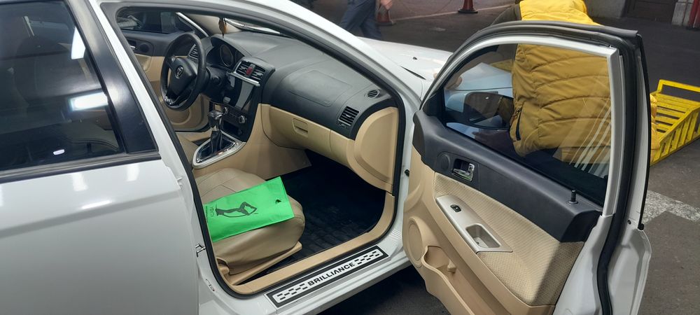 برلیانس-H 320-1394