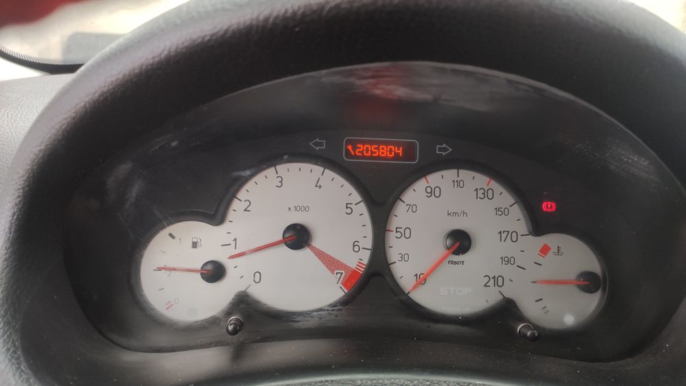 پژو-206-1395
