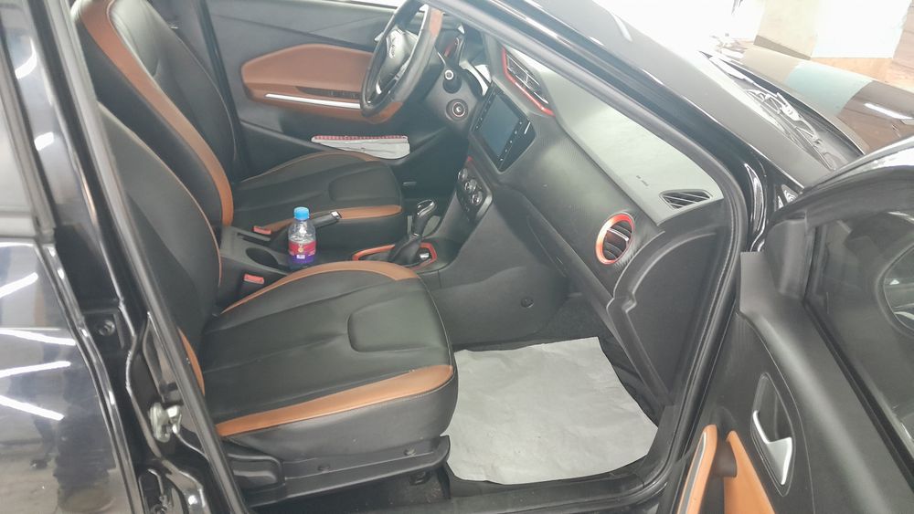 ام وی ام-x22-1396