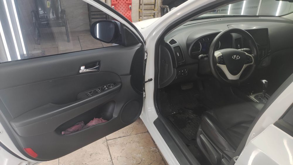 هیوندای-i30-2010