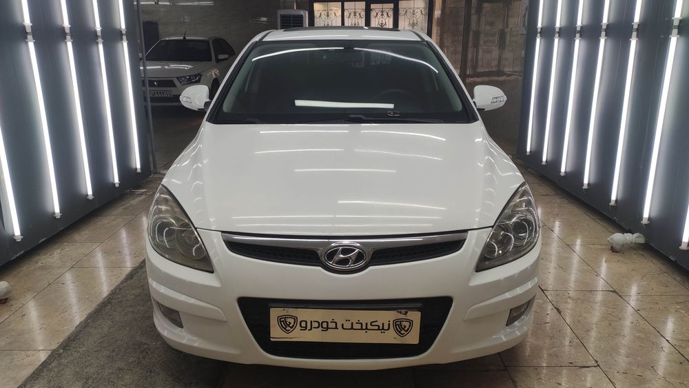 هیوندای-i30-2010