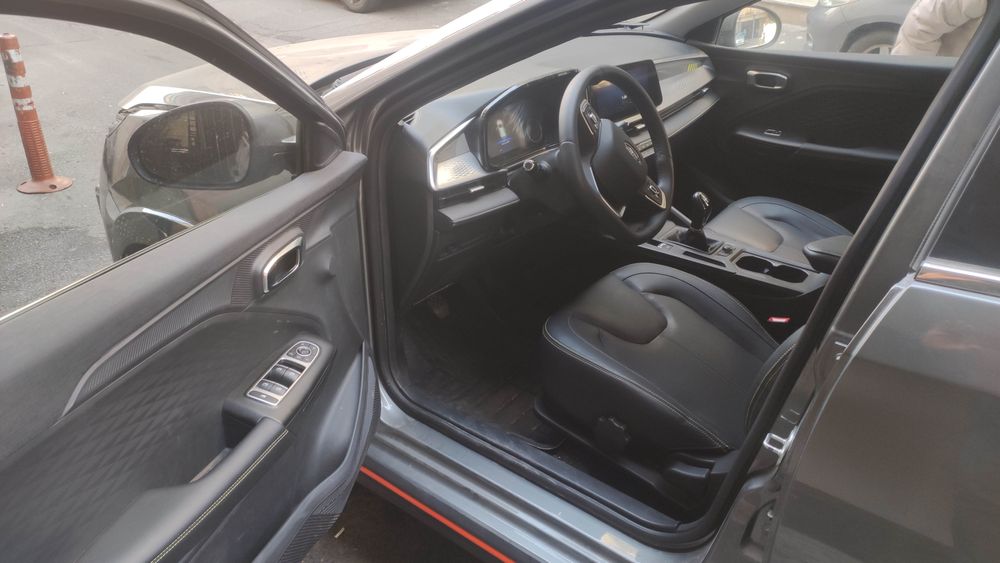 ام وی ام-X33 S-1402