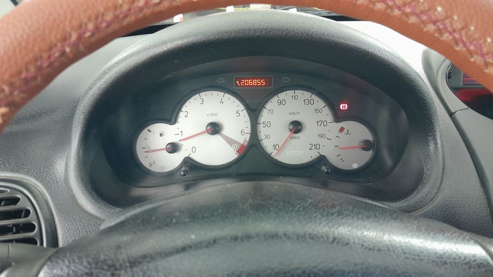 پژو-206 صندوقدار-1395