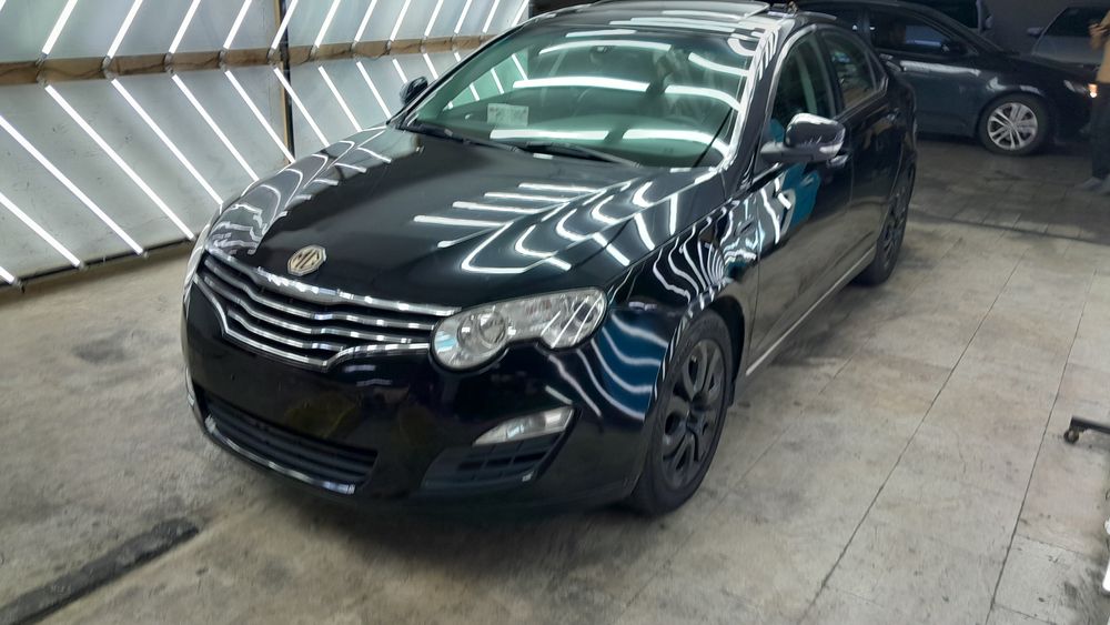 ام جی-550-2012