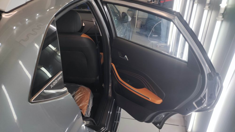 ام وی ام-x22-1403
