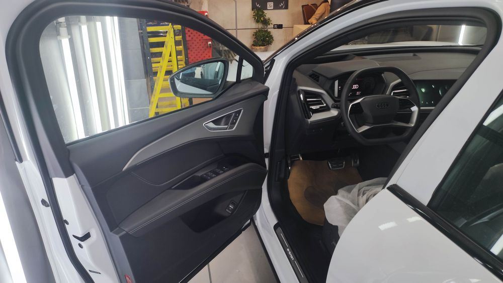 آئودی-Q5 e-tron برقی-2024