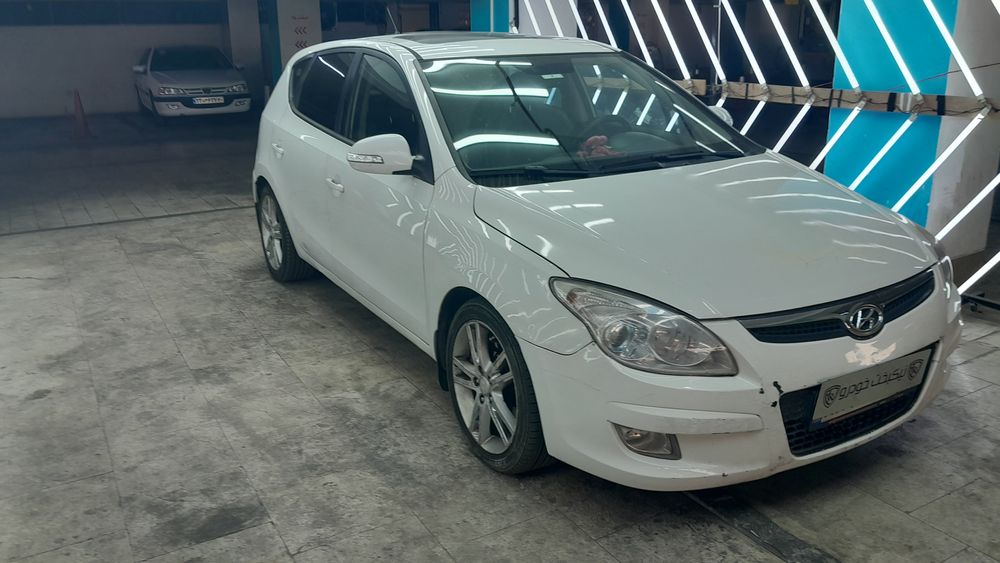 هیوندای-i30-2010