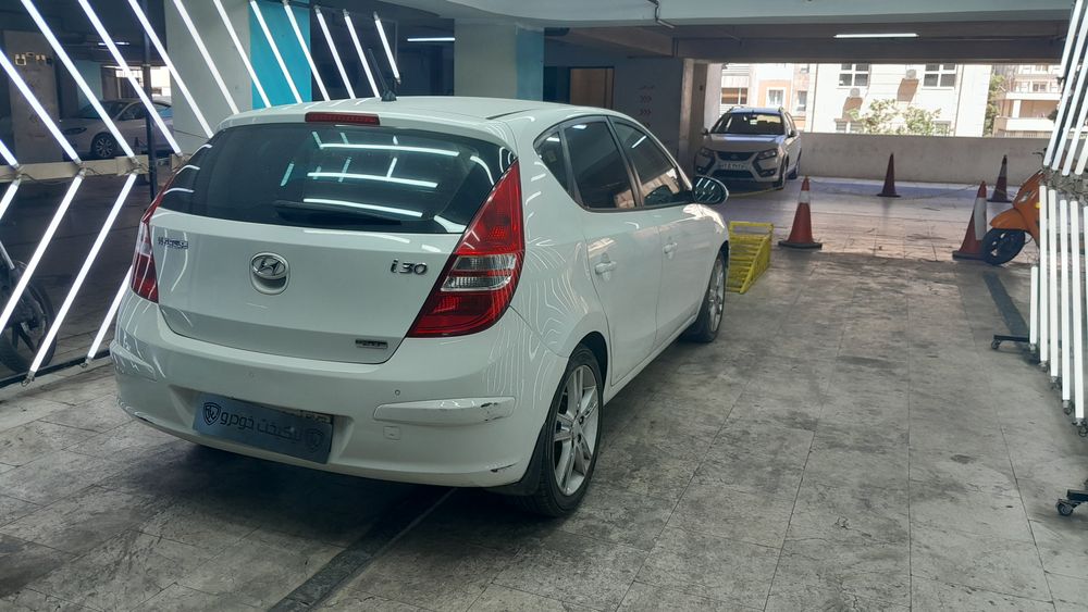 هیوندای-i30-2010
