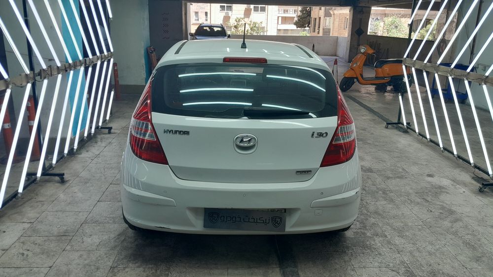 هیوندای-i30-2010