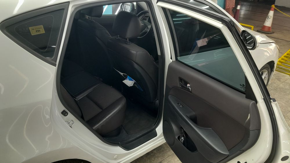 هیوندای-i30-2010