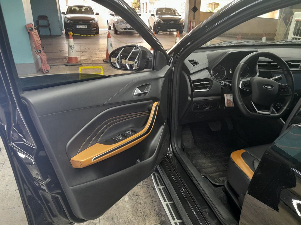 ام وی ام-x22-1401