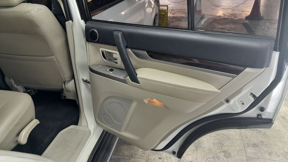 میتسوبیشی-پاجرو چهار درب-2016